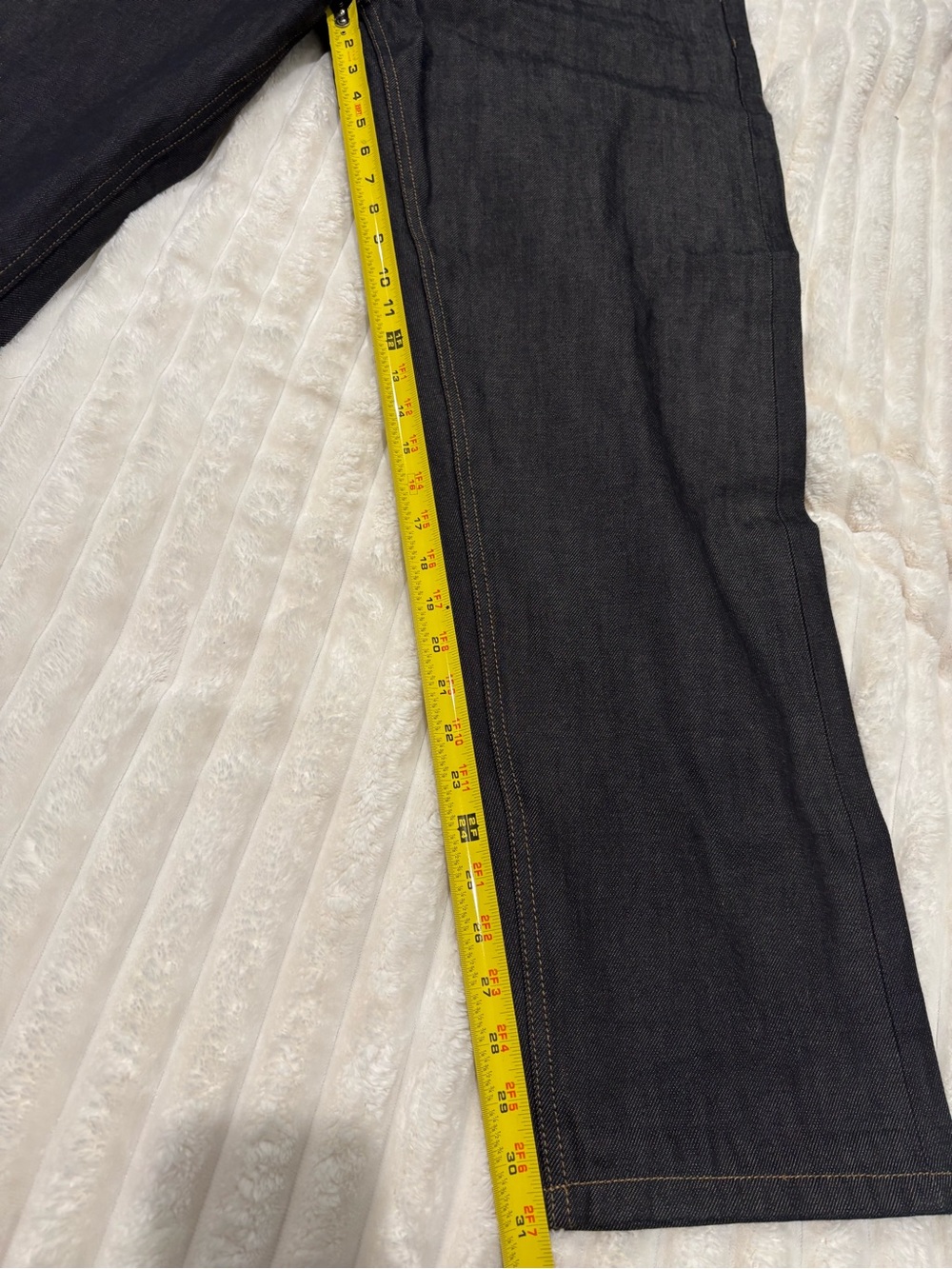 Men's Relaxed Charcoal Jeans with Selvedge Cuff. 190/92A - Picture 15 of 15